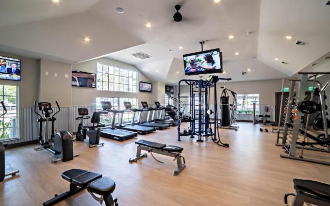 Spacious 2Br King Suites W Pool, Gym, Laundry - Close To Downtown Austin Luaran gambar